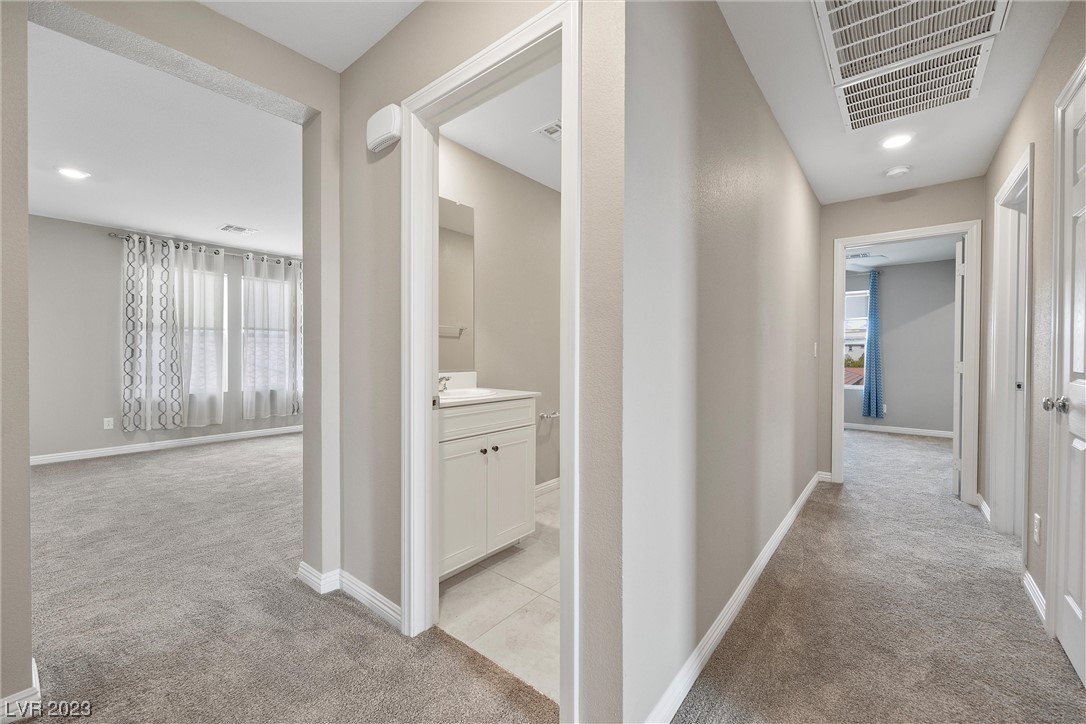 5872 Casa Branca Street