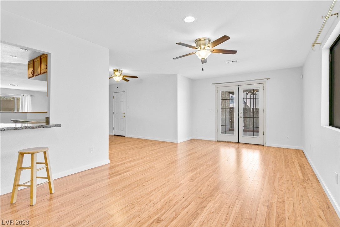 6160 W El Campo Grande Avenue