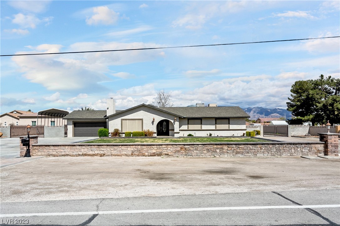6160 W El Campo Grande Avenue