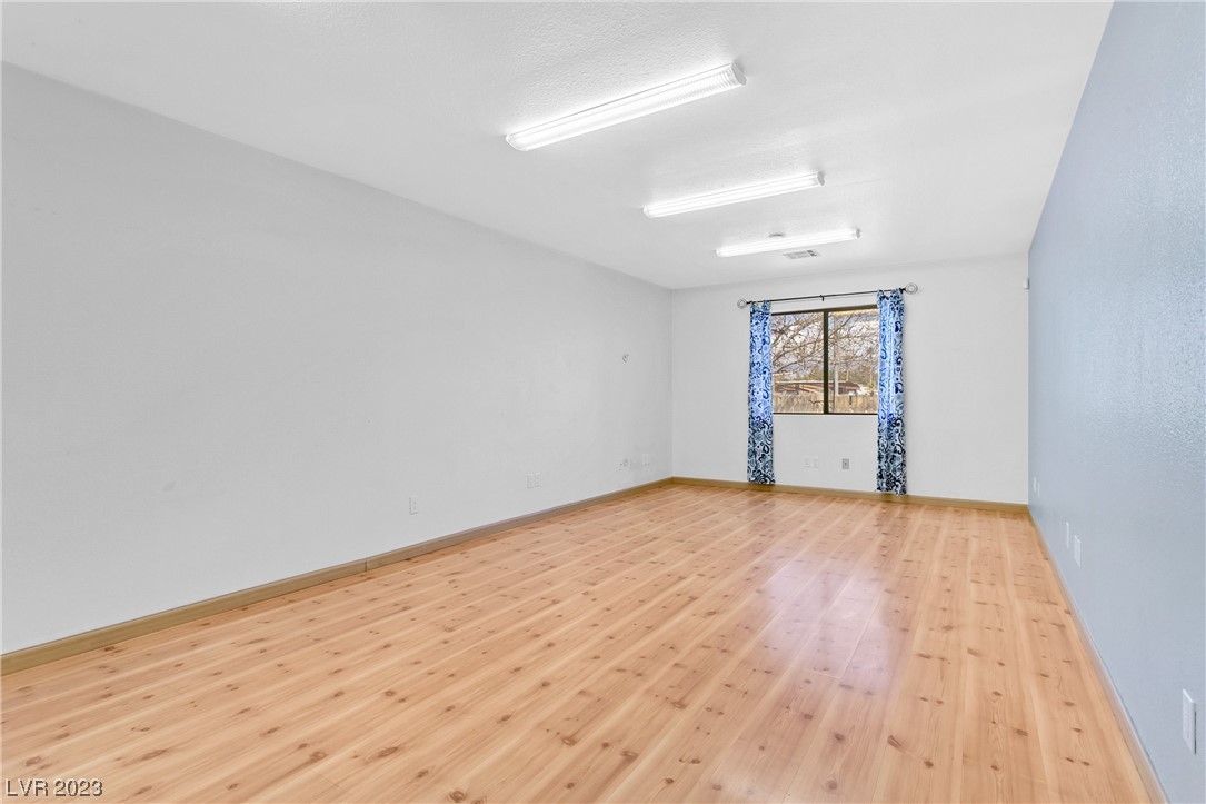 6160 W El Campo Grande Avenue