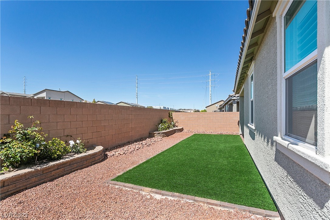 5761 Casa Branca Street