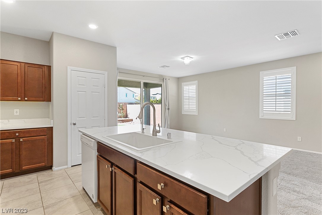 5761 Casa Branca Street
