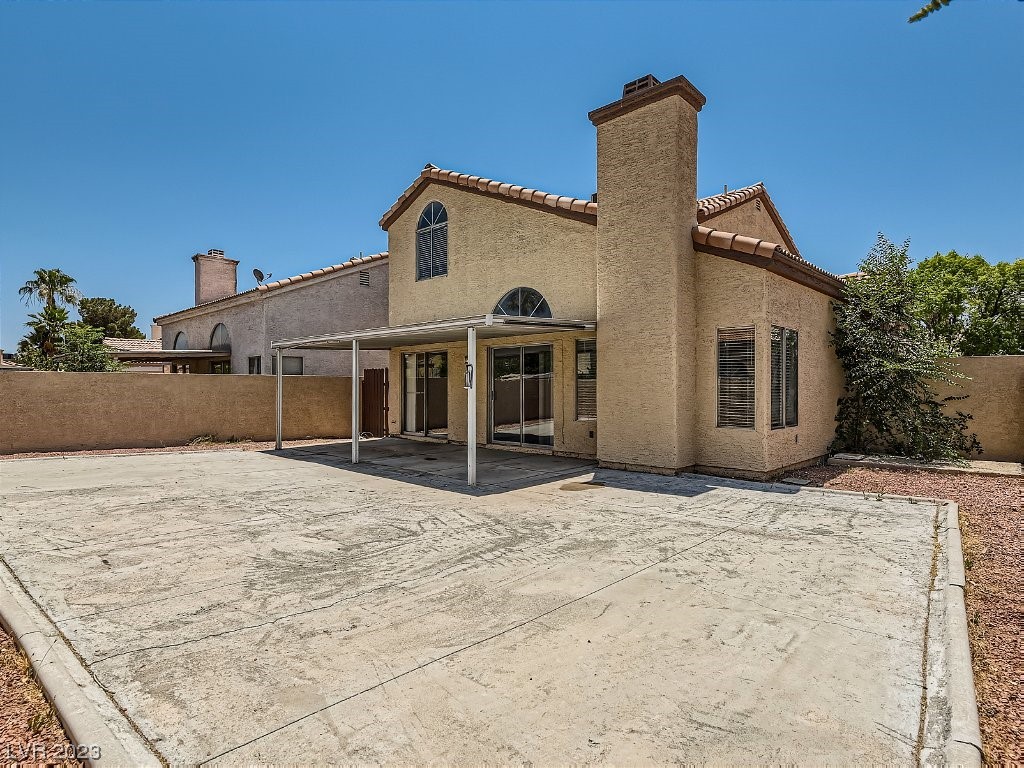 7081 Shadow Crest Drive