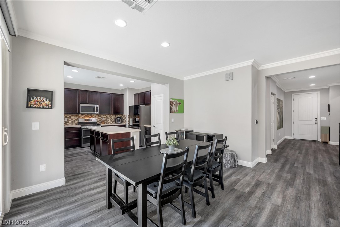 9545 Northvale Court