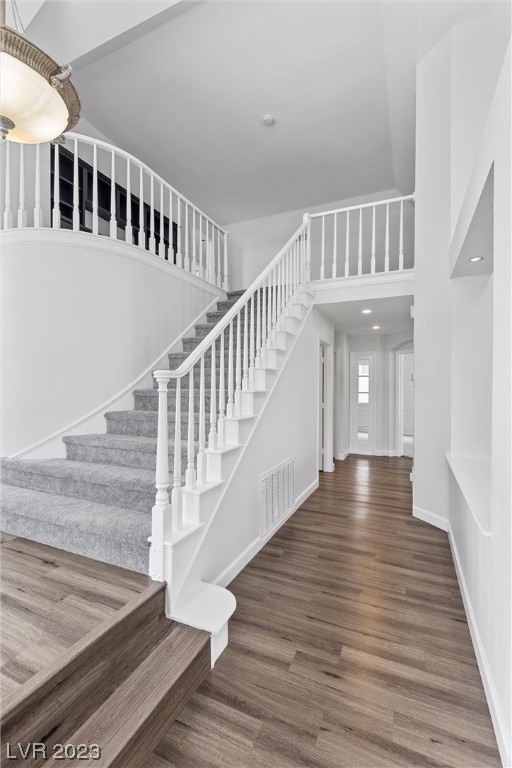 9800 Stellar View Avenue