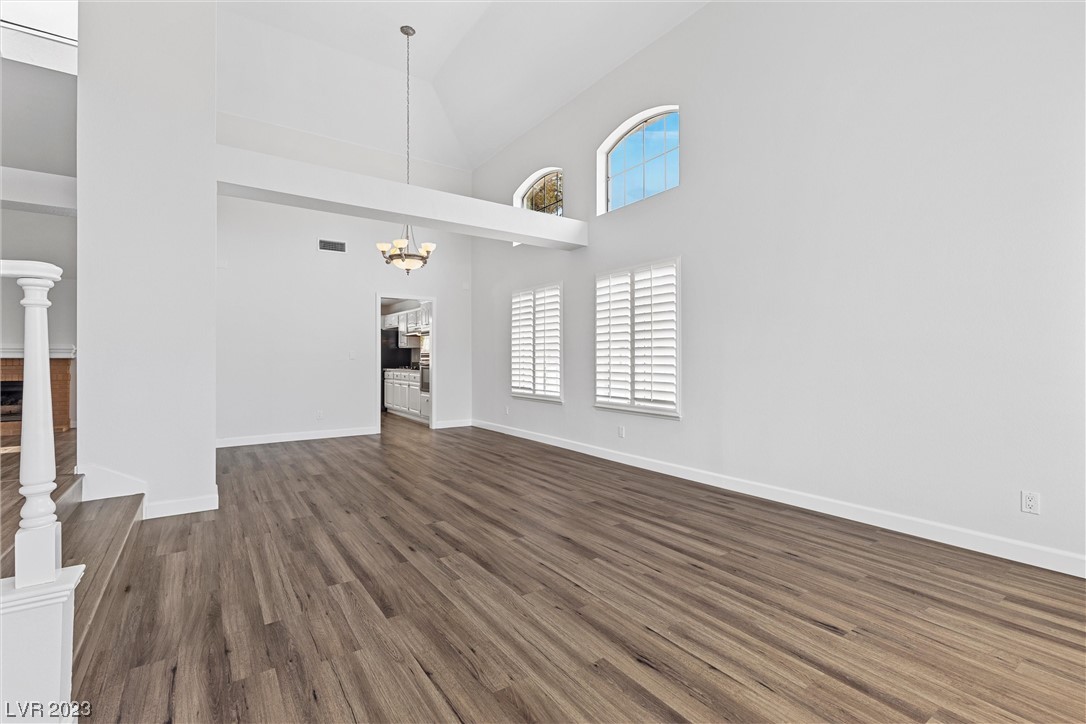 9800 Stellar View Avenue