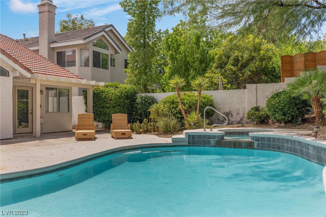 9800 Stellar View Avenue