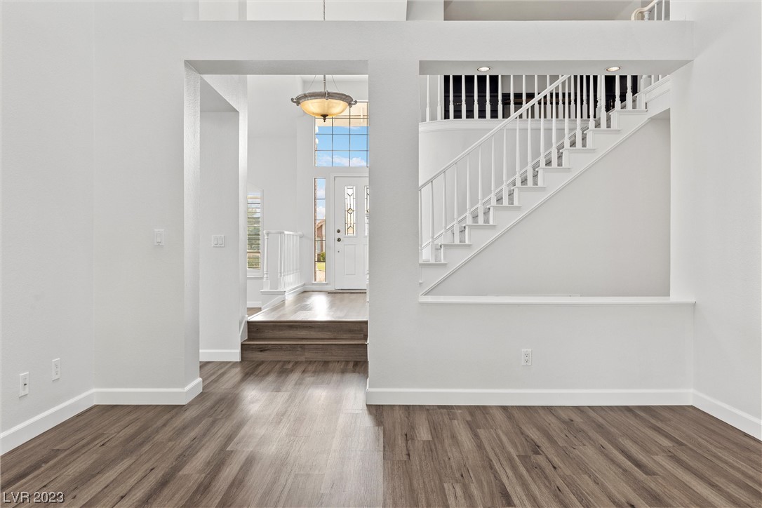 9800 Stellar View Avenue