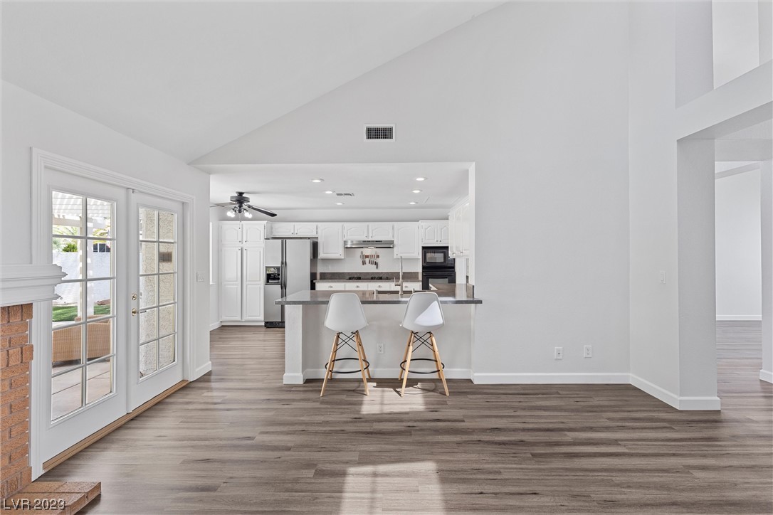 9800 Stellar View Avenue