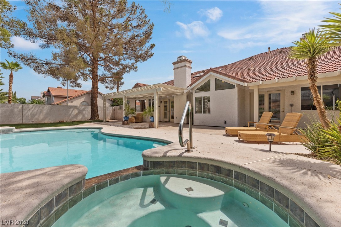9800 Stellar View Avenue