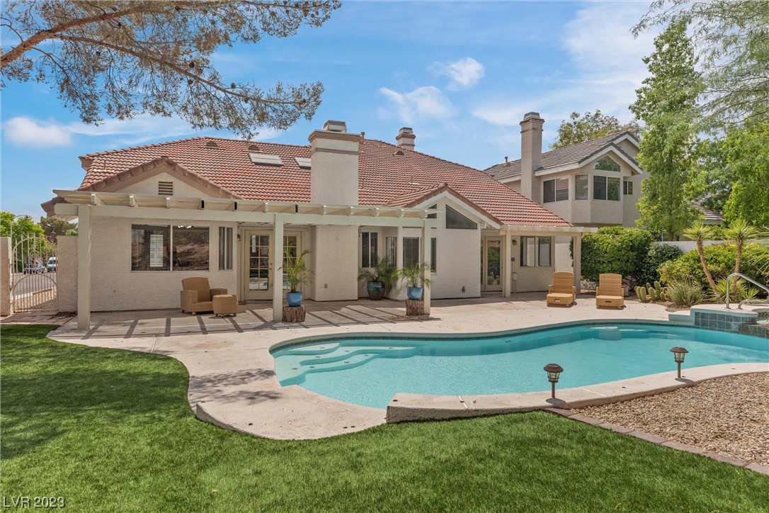 9800 Stellar View Avenue