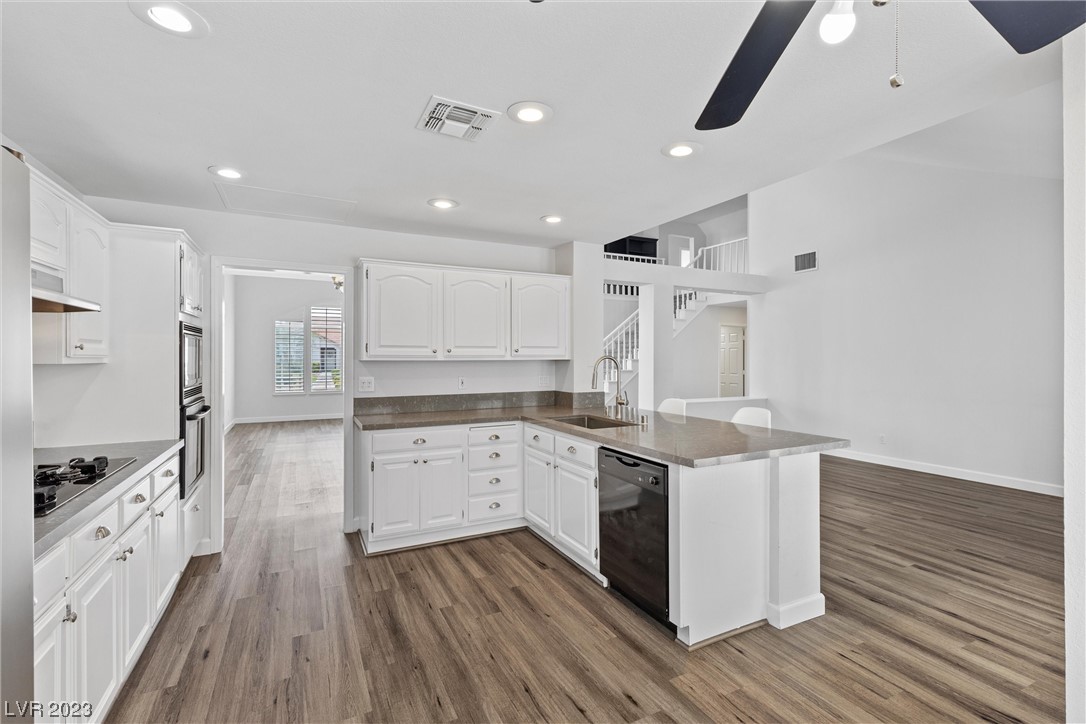 9800 Stellar View Avenue