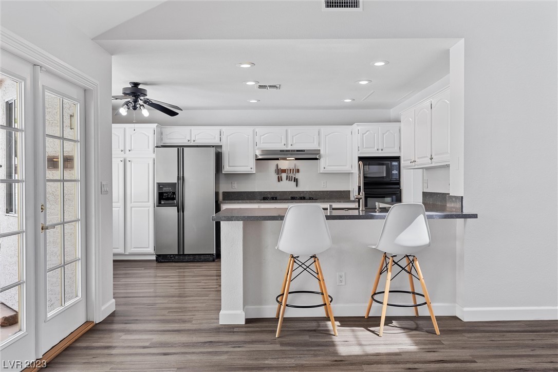 9800 Stellar View Avenue