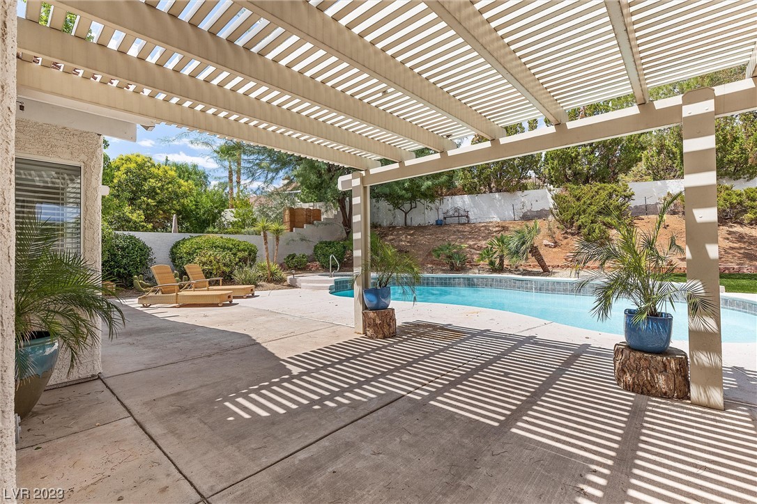 9800 Stellar View Avenue