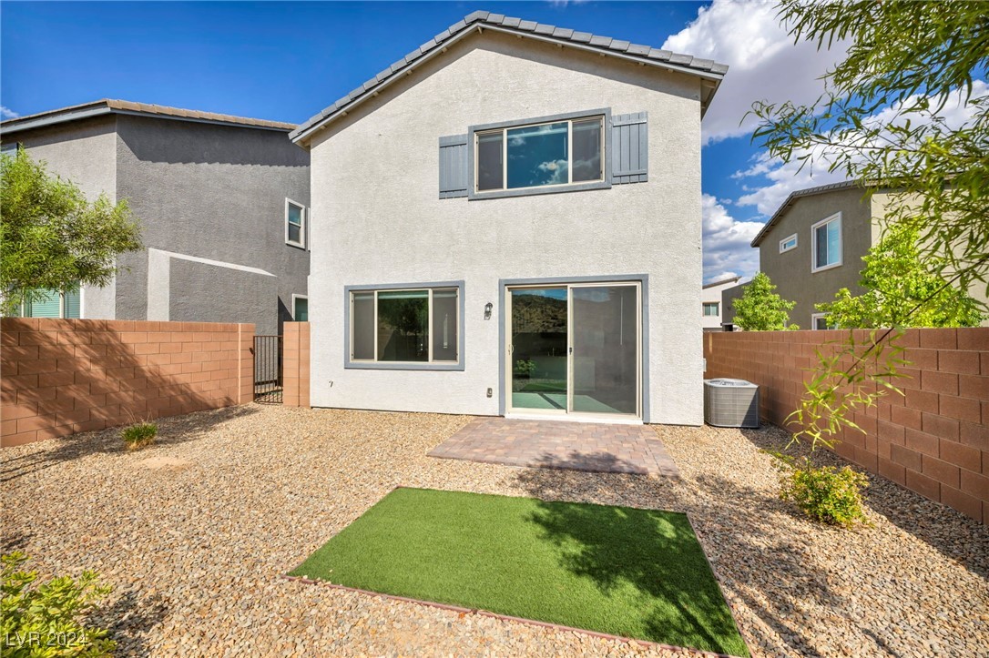 9997 Blue Rain Street