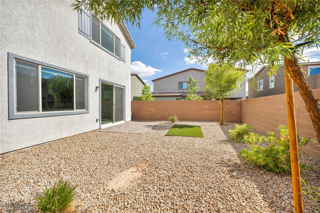 9997 Blue Rain Street
