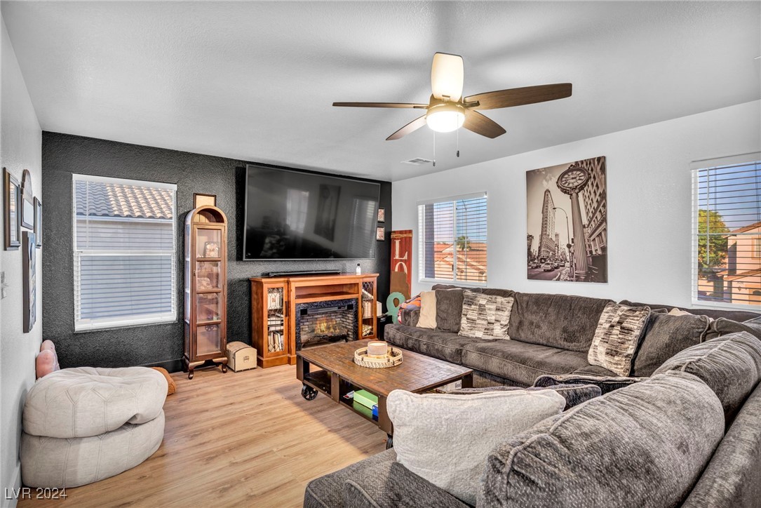 9555 Grand Fir Court