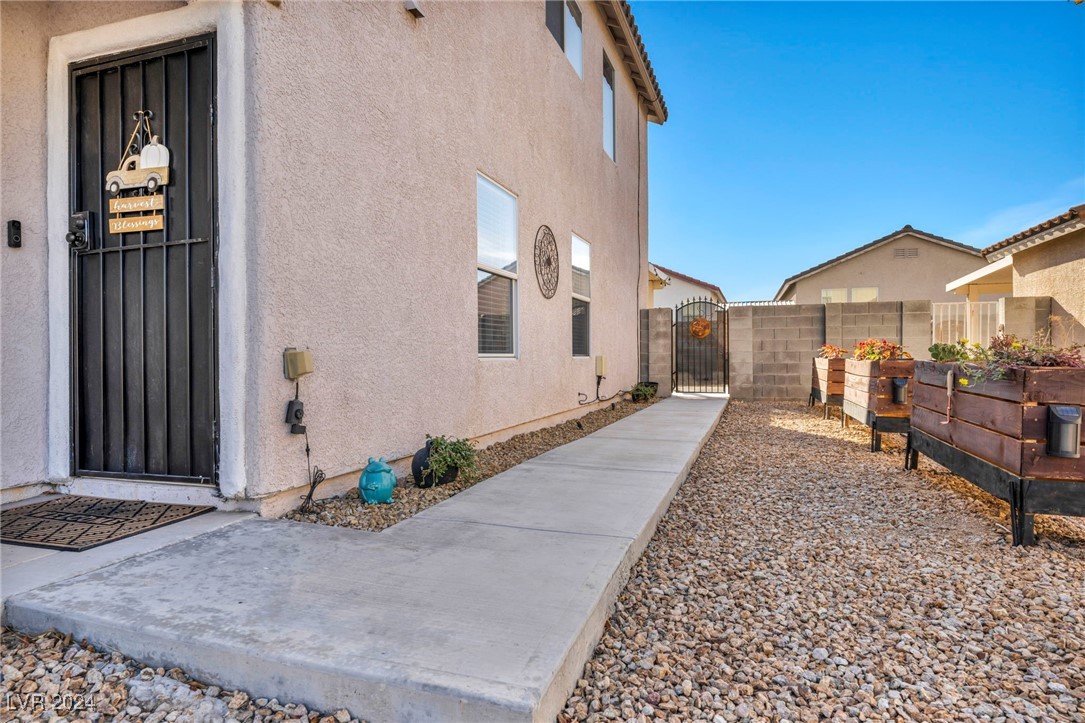 9555 Grand Fir Court