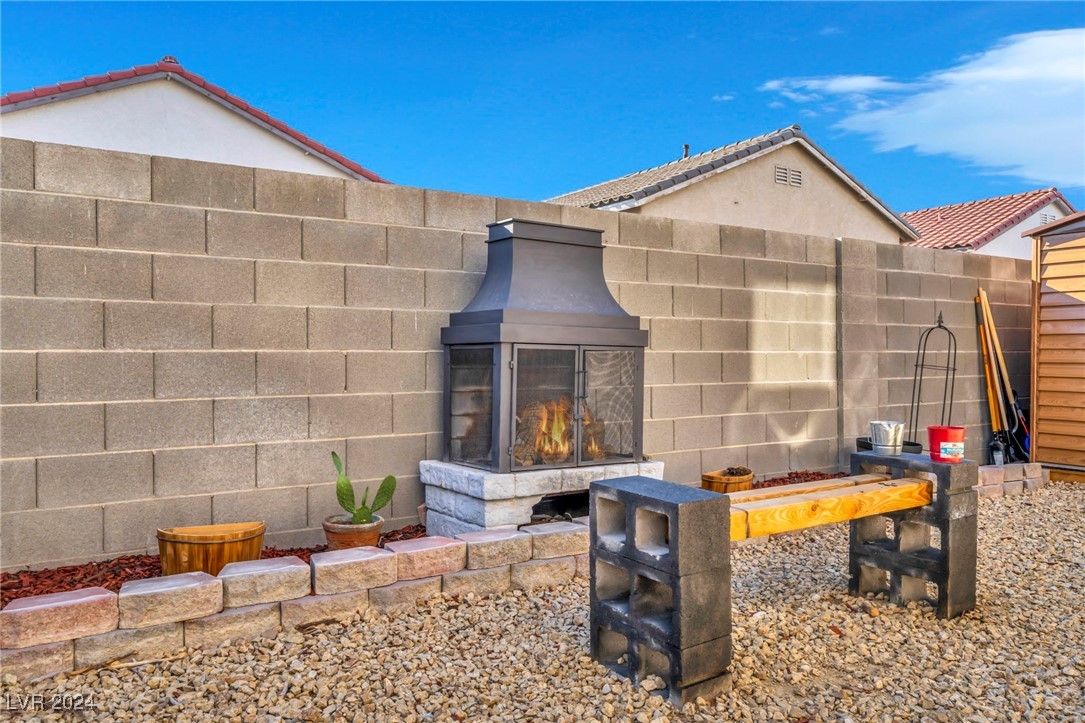 9555 Grand Fir Court