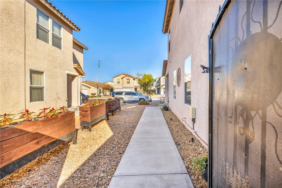 9555 Grand Fir Court