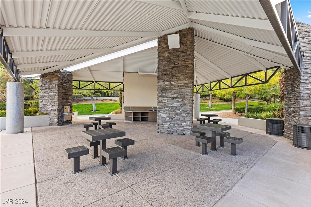 10809 Ickworth Court