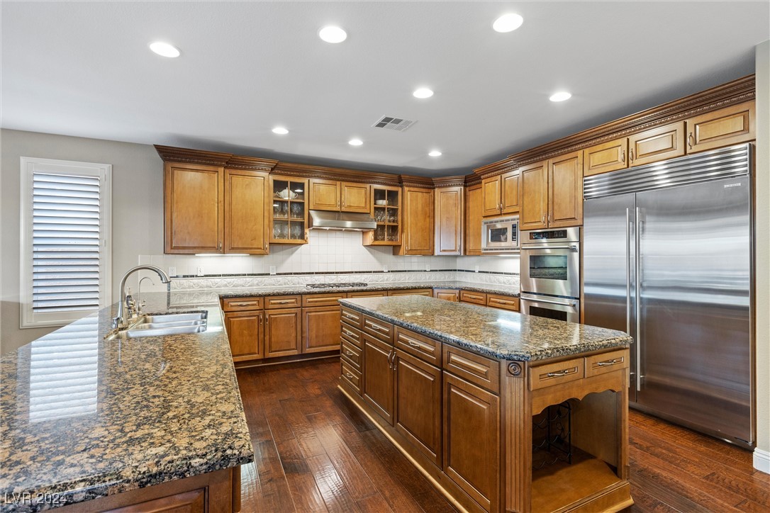 10809 Ickworth Court