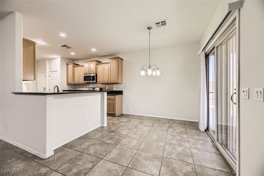 3306 American Mustang Court
