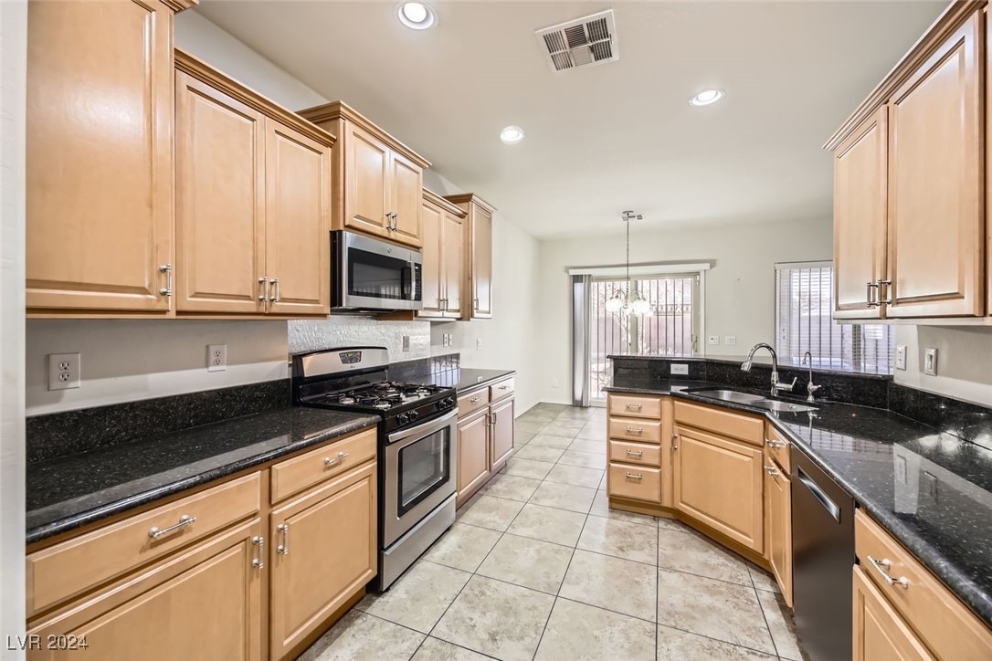 3306 American Mustang Court