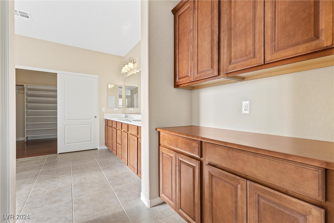 12119 High Country Lane