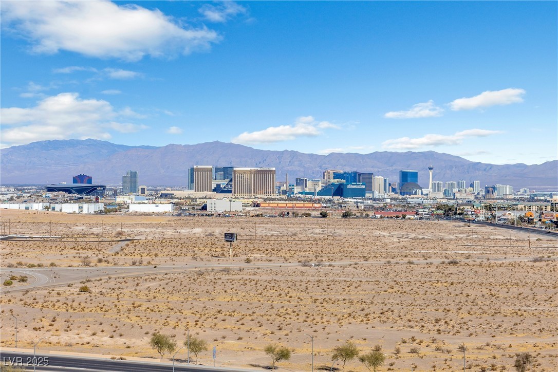8255 Las Vegas Boulevard 1505