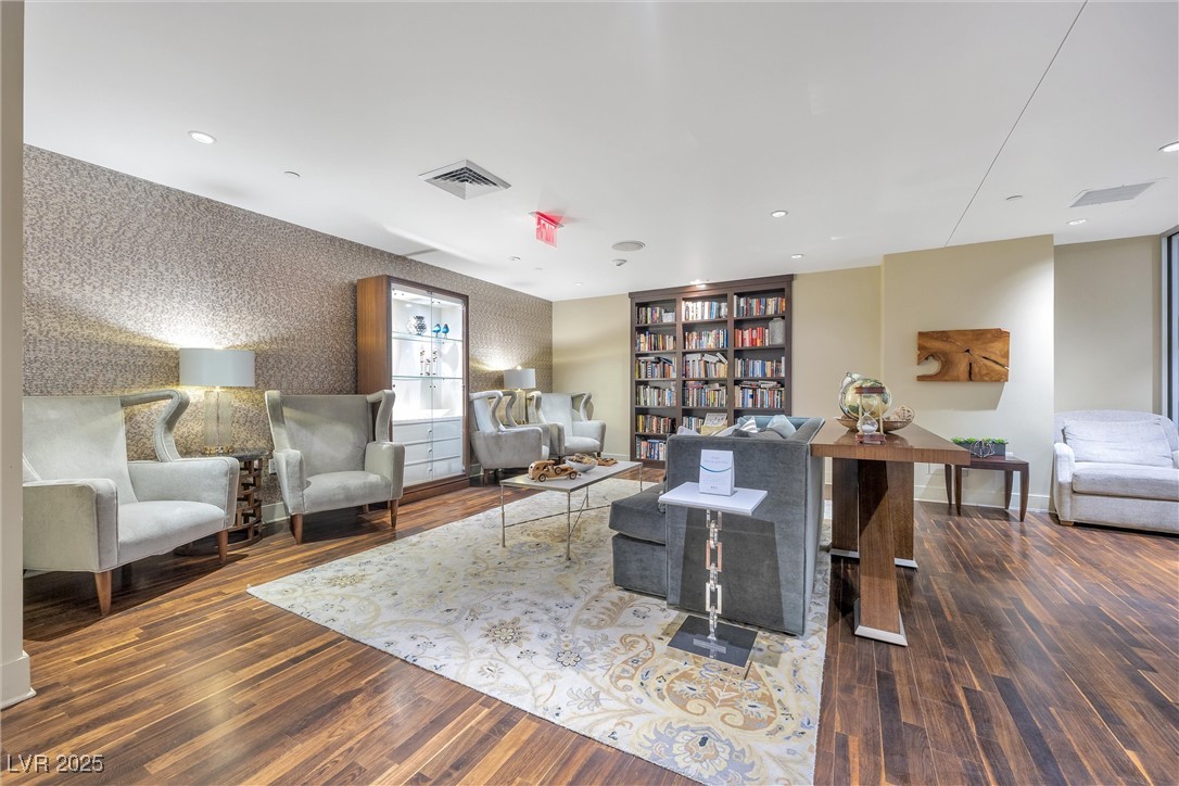 8255 Las Vegas Boulevard 1505
