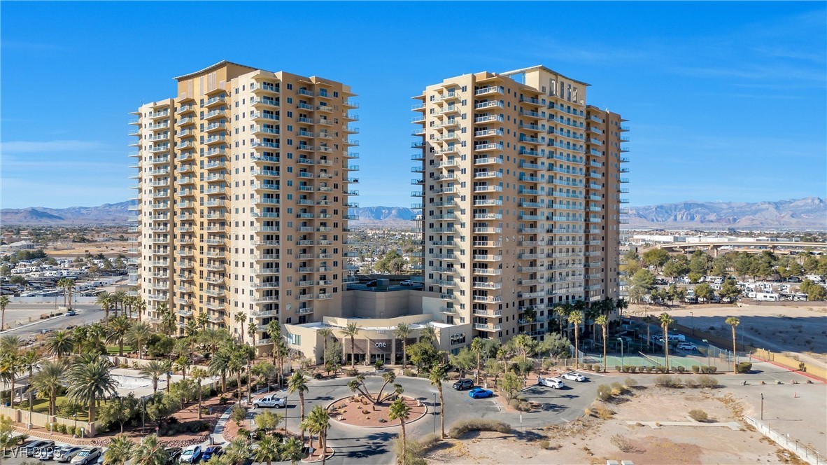 8255 Las Vegas Boulevard 1505
