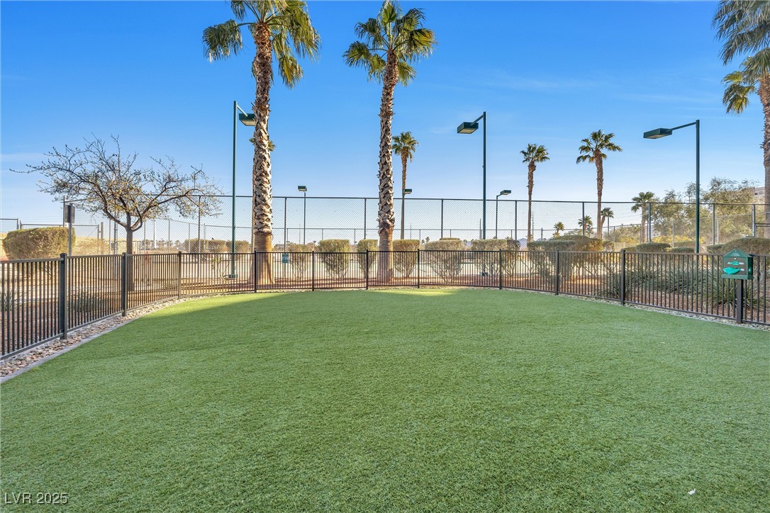 8255 Las Vegas Boulevard 1505