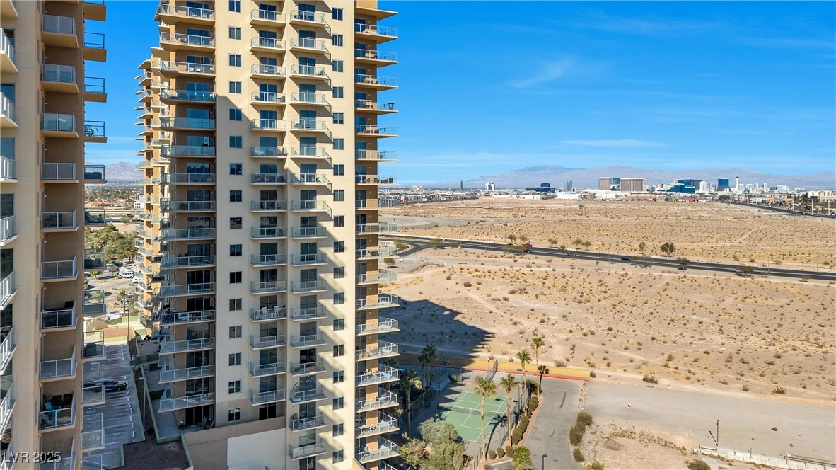 8255 Las Vegas Boulevard 1505