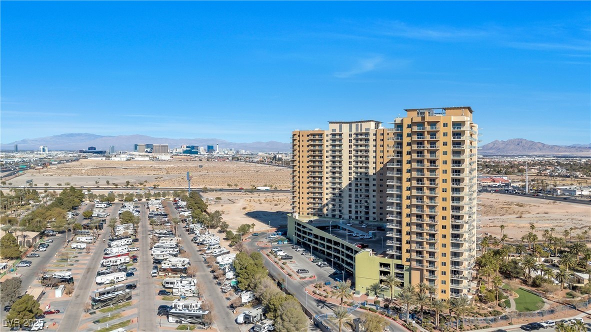 8255 Las Vegas Boulevard 1505