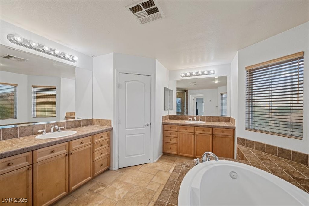 9413 Arcadia Woods Court