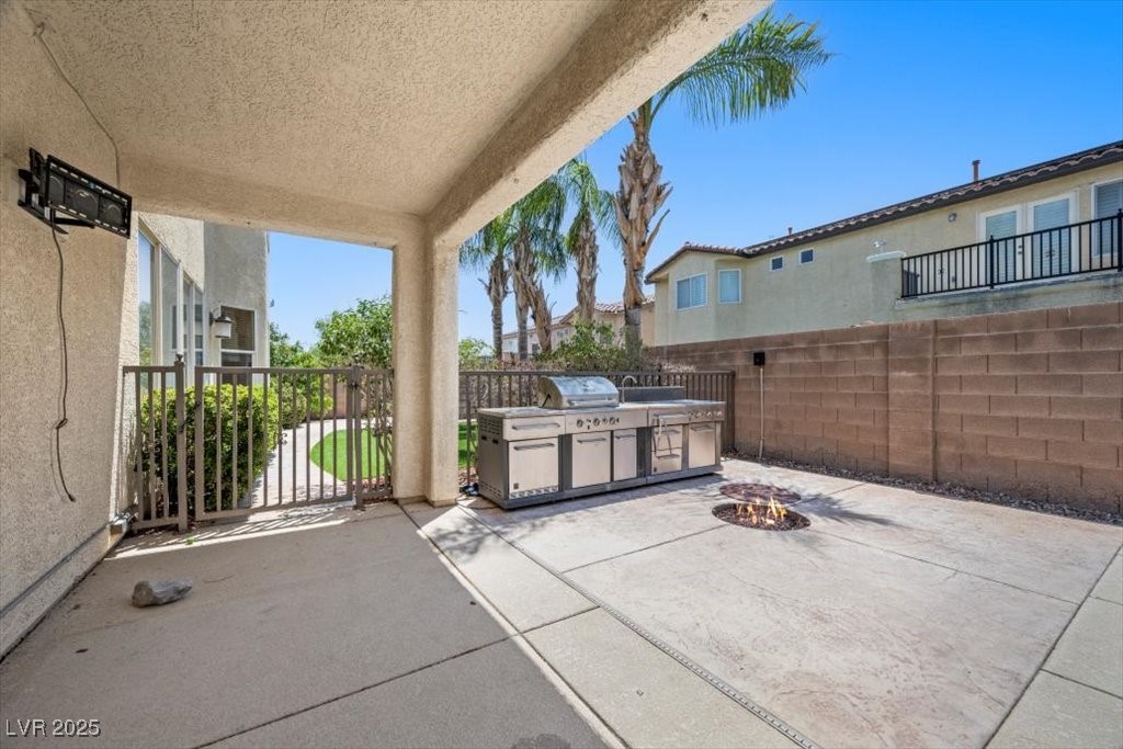 9413 Arcadia Woods Court