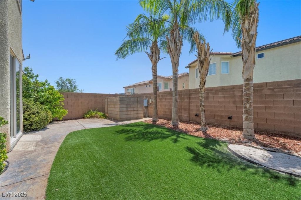 9413 Arcadia Woods Court