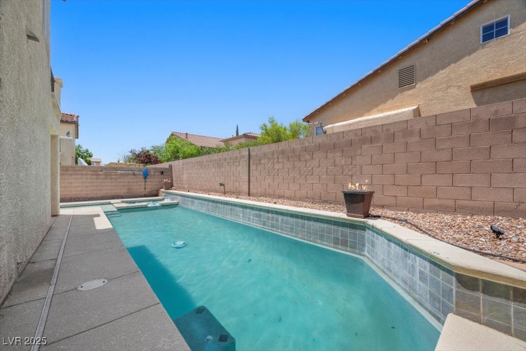 9413 Arcadia Woods Court