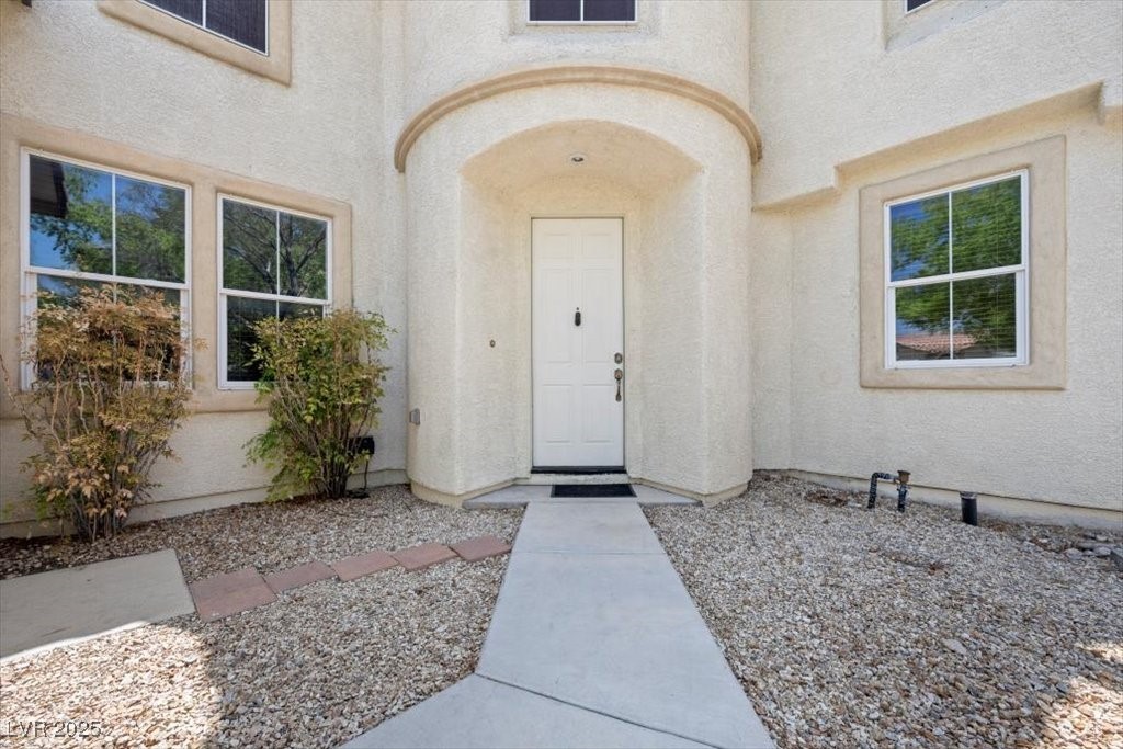 9413 Arcadia Woods Court