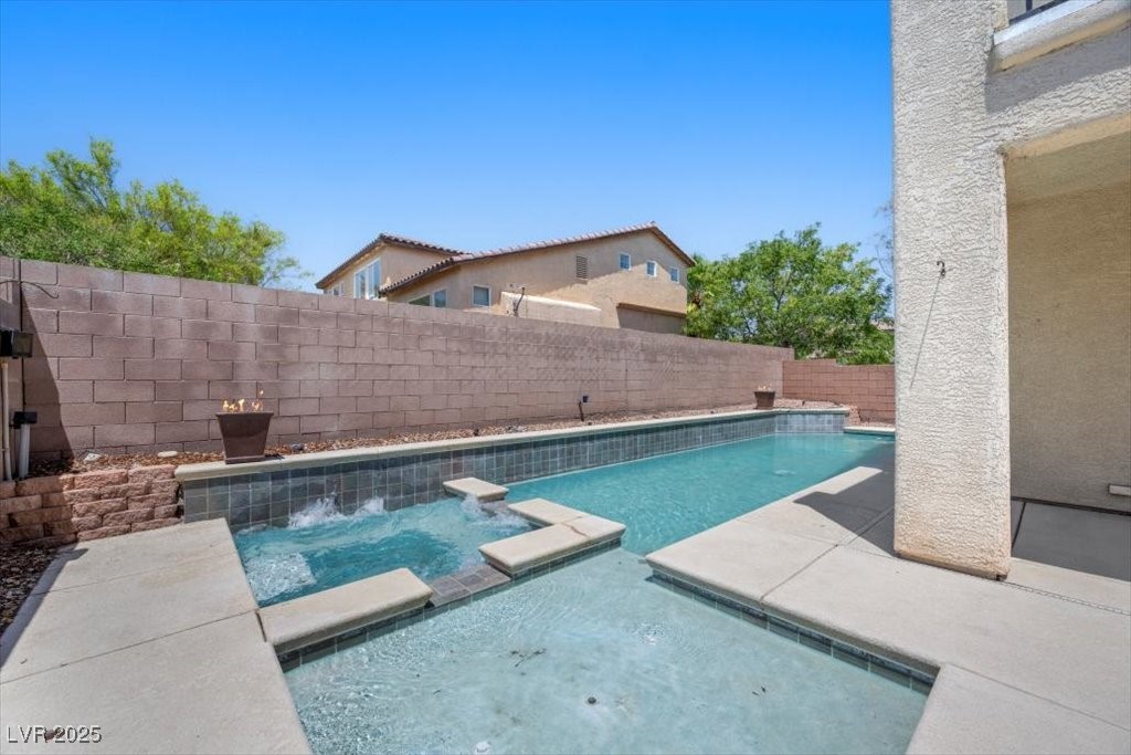 9413 Arcadia Woods Court