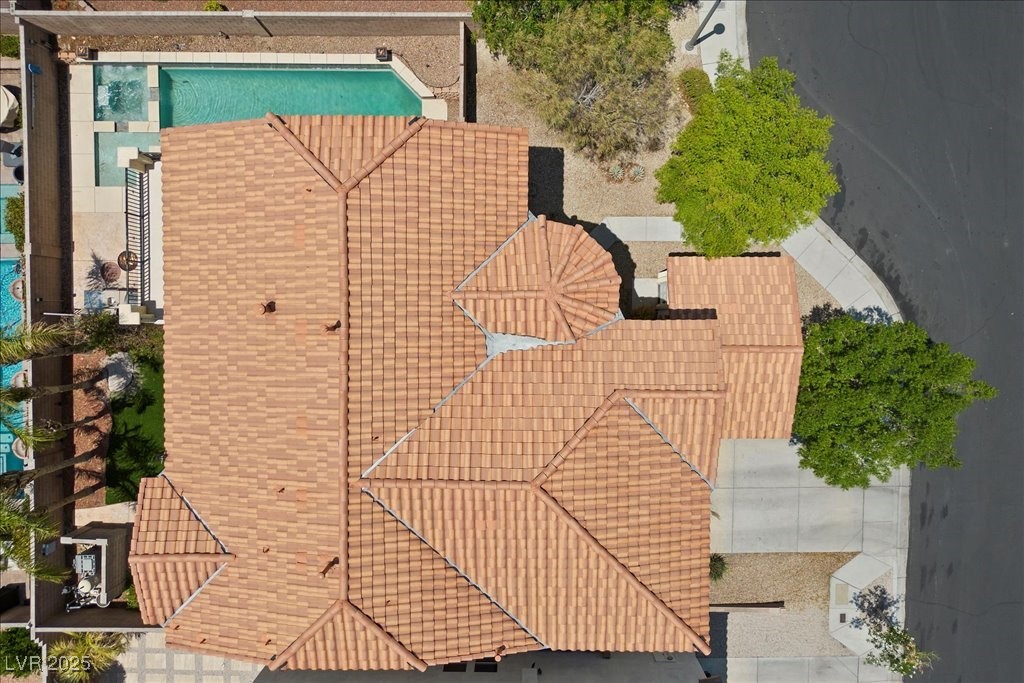 9413 Arcadia Woods Court