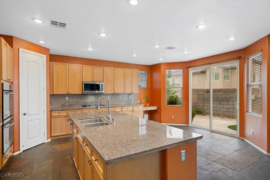 9413 Arcadia Woods Court