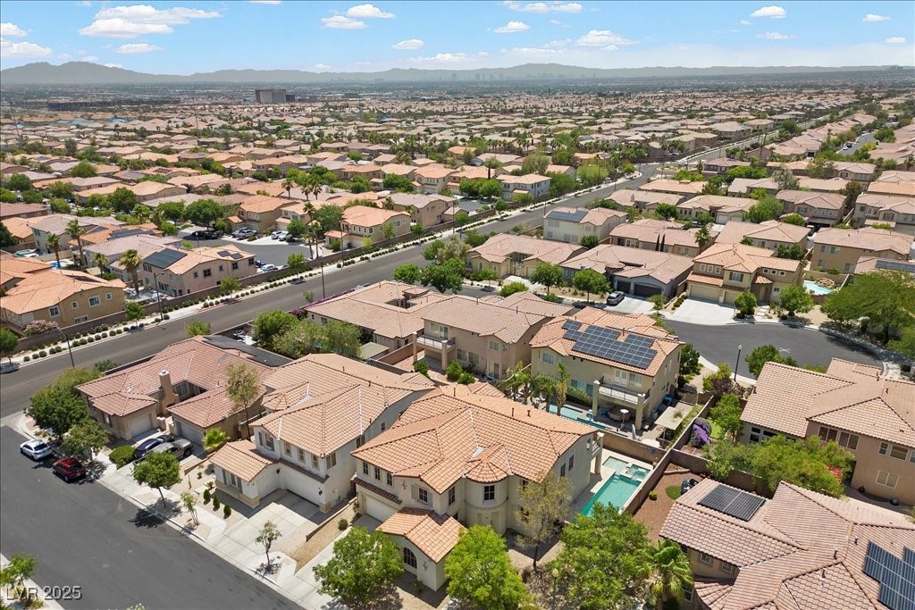 9413 Arcadia Woods Court