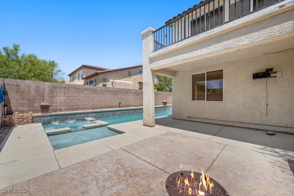 9413 Arcadia Woods Court