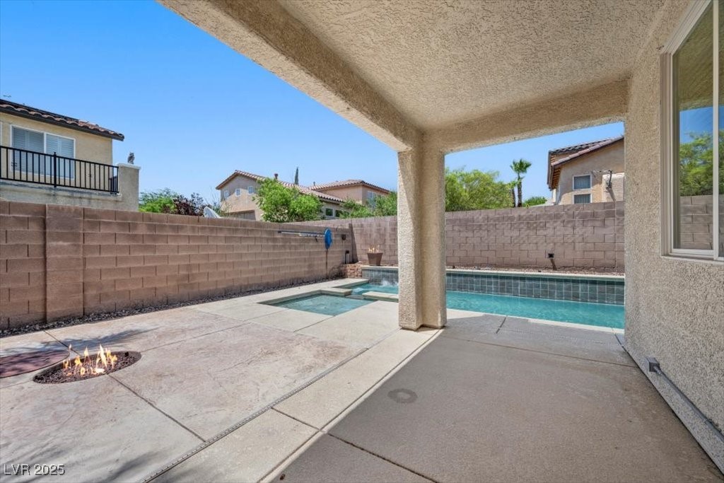 9413 Arcadia Woods Court