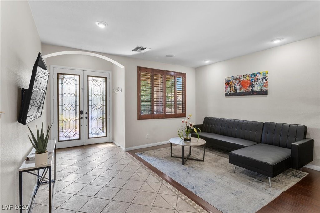 394 Washtenaw Street