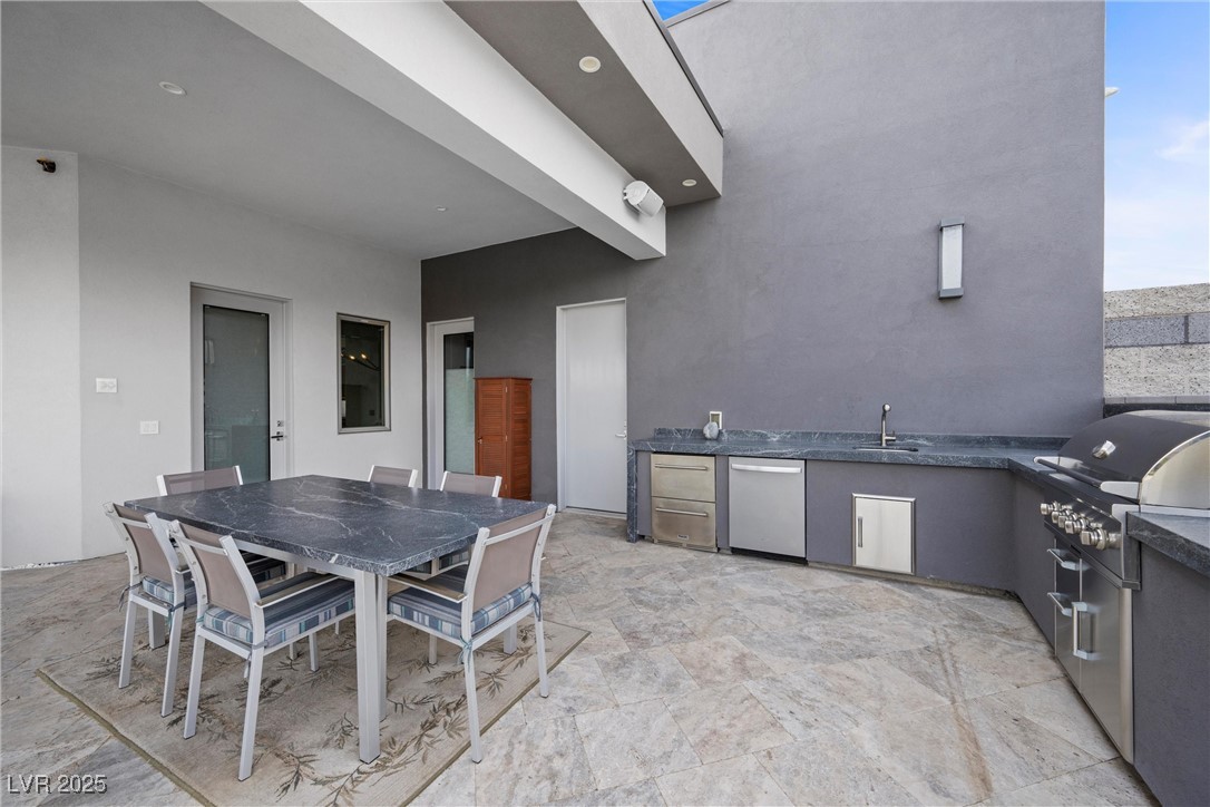 4050 North Tomsik Street