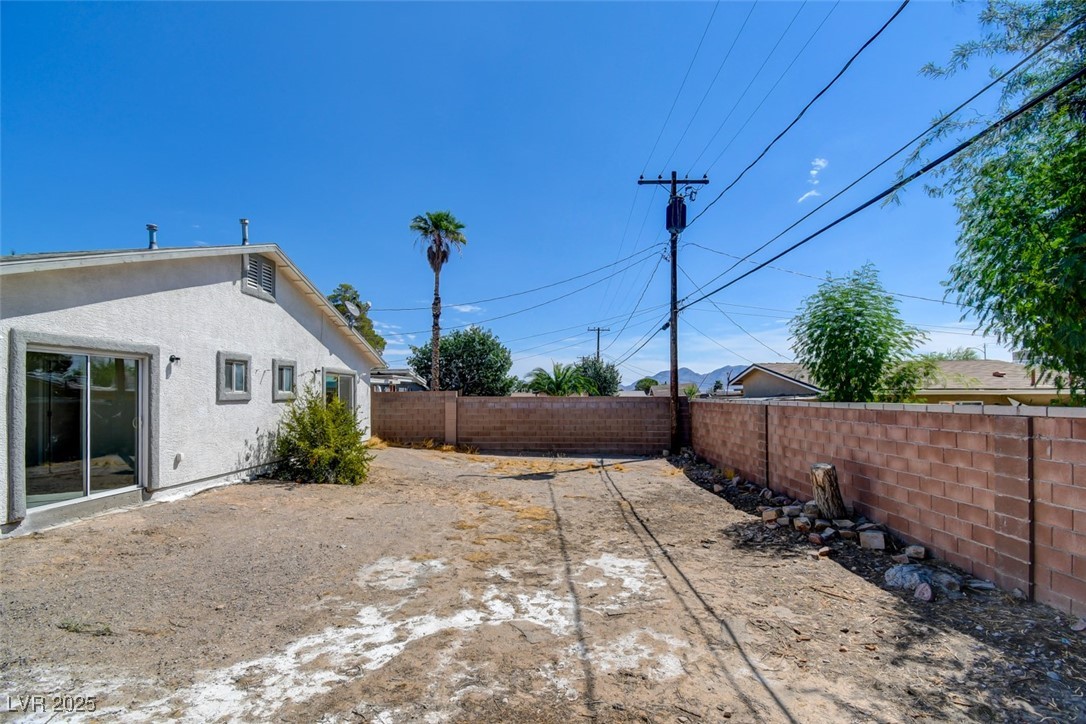 1405 Oakwood Avenue