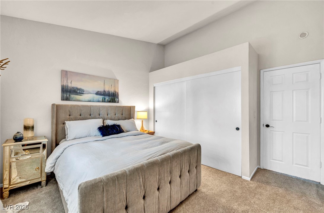 3225 Shoreline Drive